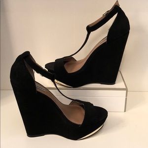 Barely Worn Steve Madden Xtrime Wedges Size 6.5